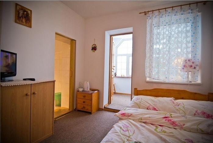 膳宿费 Gosciniec Poezja