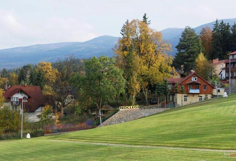 膳宿费 Gosciniec Poezja