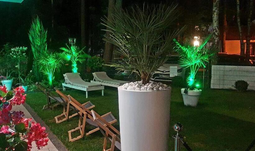 פנסיון Majestique