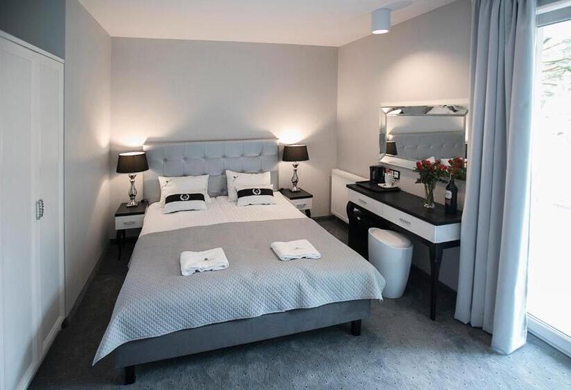 Пансион Majestique