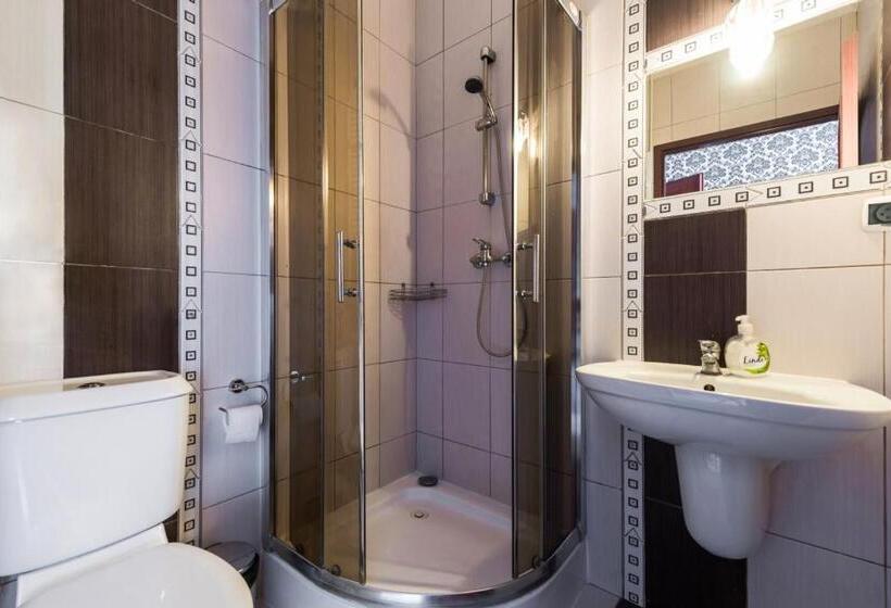 پانسیون Noclegi Komfort