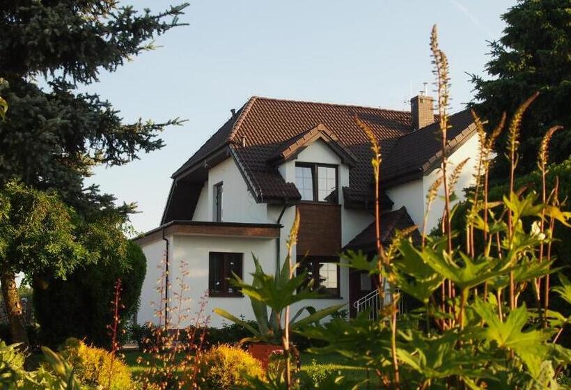 پانسیون Noclegi Pod Lasem