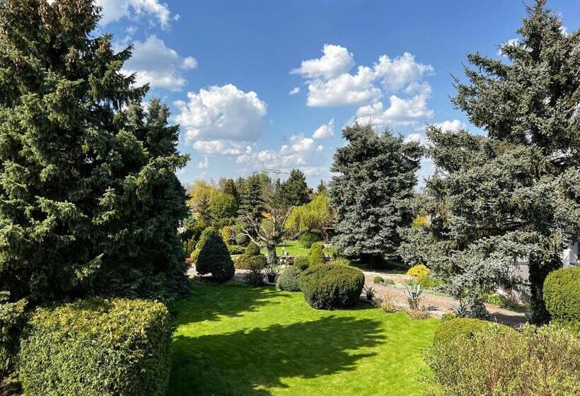 پانسیون Noclegi Pod Lasem