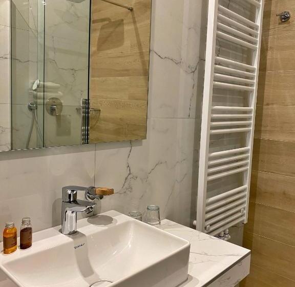 بنسيون Oasis Resort & Spa