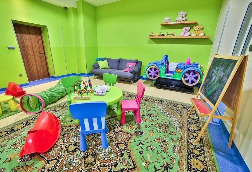 פנסיון Parkowy Dworek