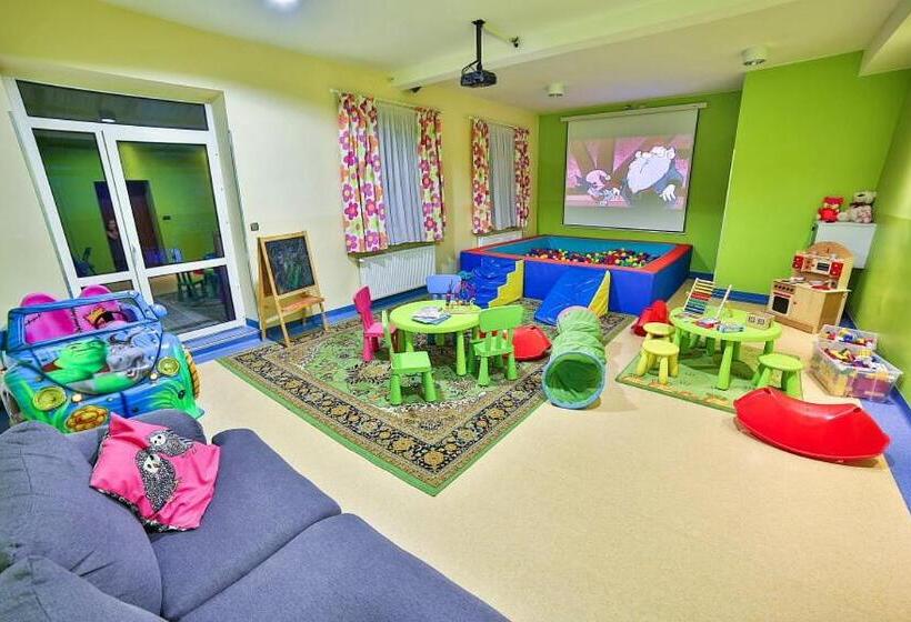 פנסיון Parkowy Dworek