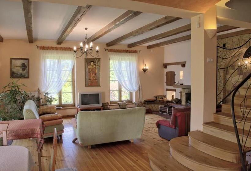 ペンション Pensjonacik Ogrody