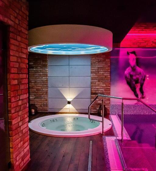 膳宿费 Pyszna Stajenka