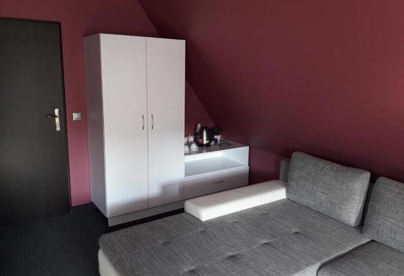 پانسیون Topolowa