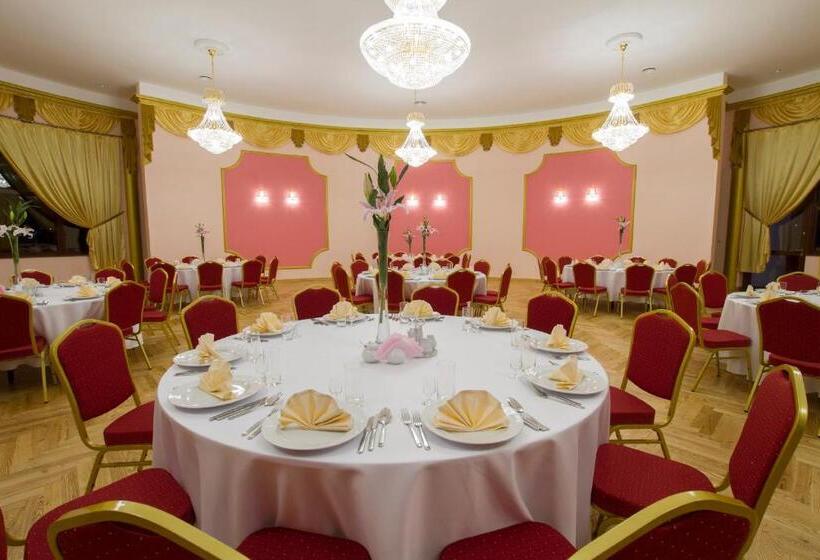 膳宿费 Villa Bergera