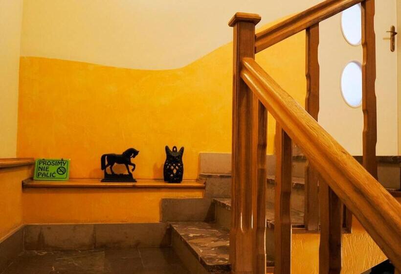 פנסיון Villa Romano