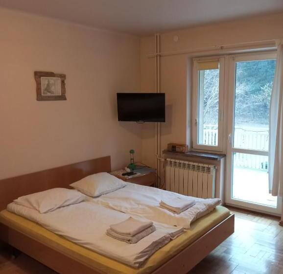 פנסיון Villa Romano