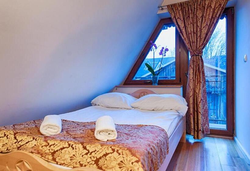 پانسیون Willa Chaber