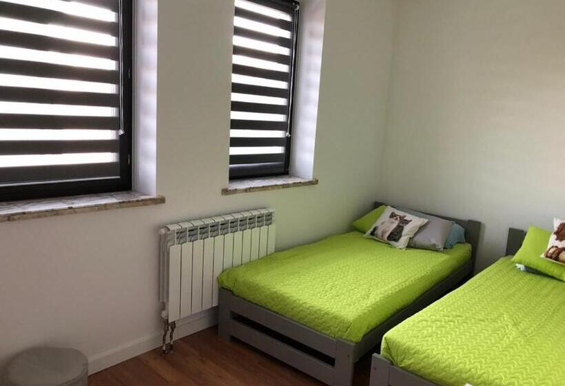 بنسيون Willa Zuzanna, Wcześniej Willa Italia