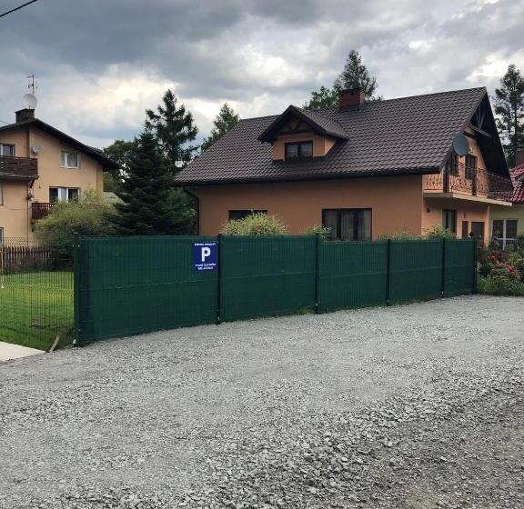 بنسيون Willa Zuzanna, Wcześniej Willa Italia