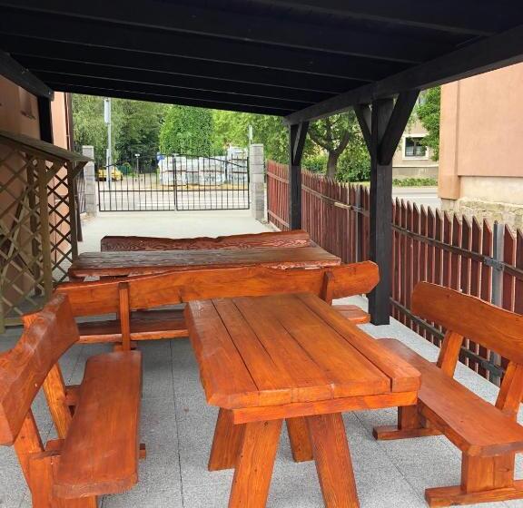 ペンション Willa Zuzanna, Wcześniej Willa Italia