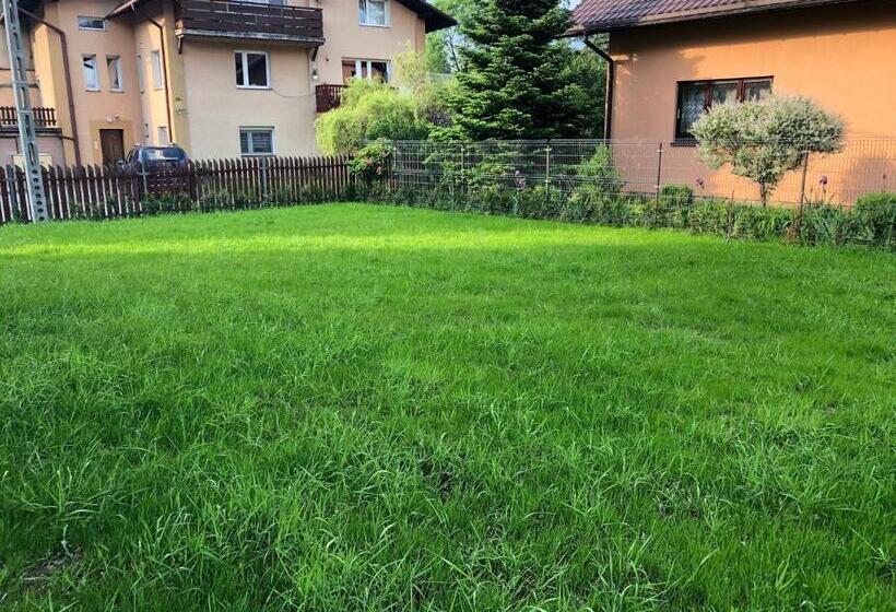 بنسيون Willa Zuzanna, Wcześniej Willa Italia