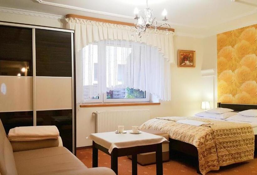 بنسيون Willa Malibu