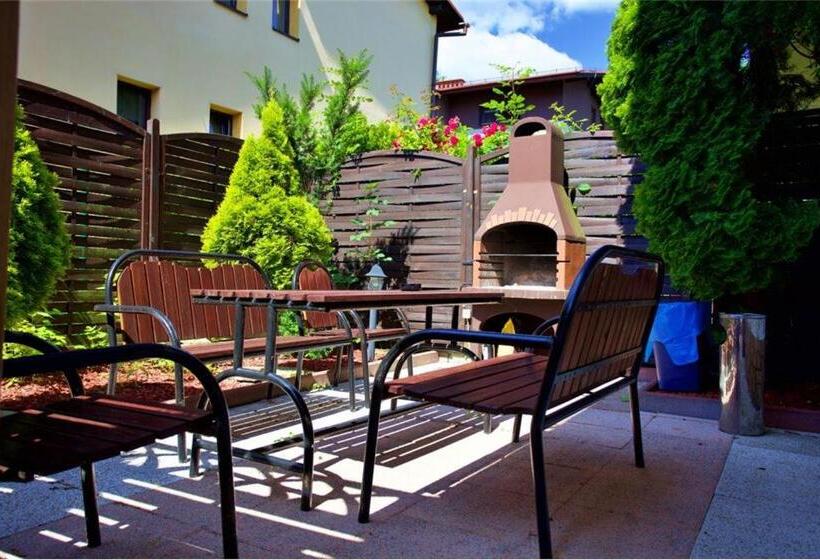 بنسيون Willa Malibu