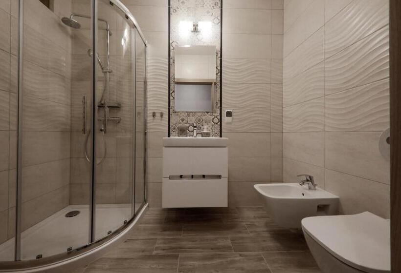 פנסיון Willa Nad Urwiskiem