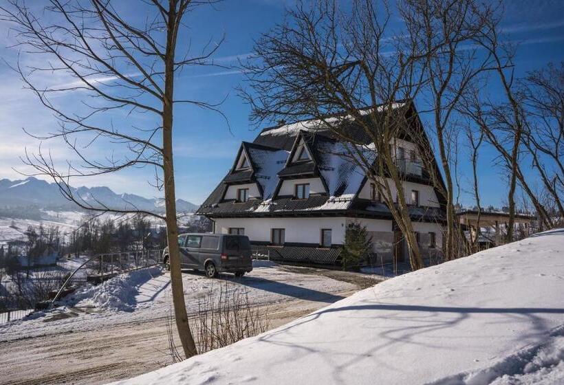 פנסיון Willa Nad Urwiskiem