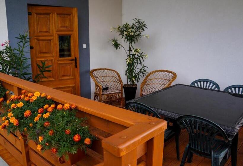 膳宿费 Willa Pod Bukami