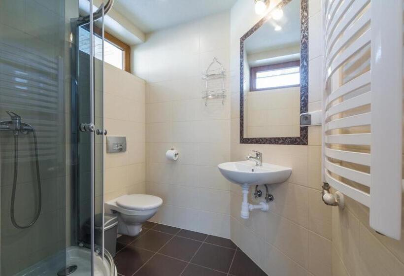 膳宿费 Willa W Dolinie Cichej Wody