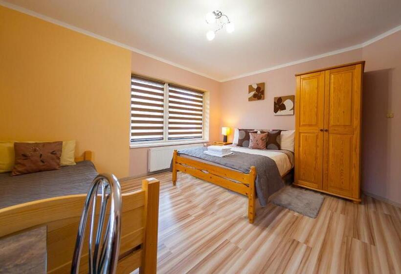 پانسیون Willa Zacisze