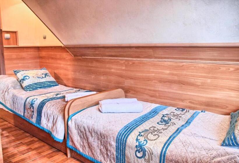 پانسیون Willa Zakobystra