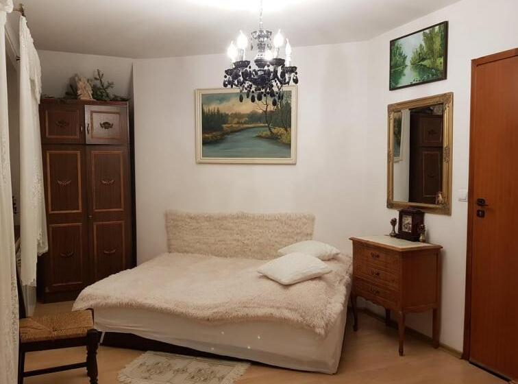 膳宿费 Zajazd Ponikiew   Noclegi Wadowice