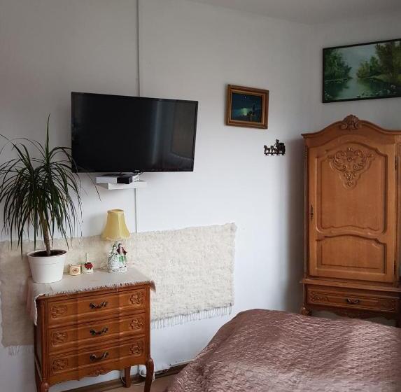 膳宿费 Zajazd Ponikiew   Noclegi Wadowice