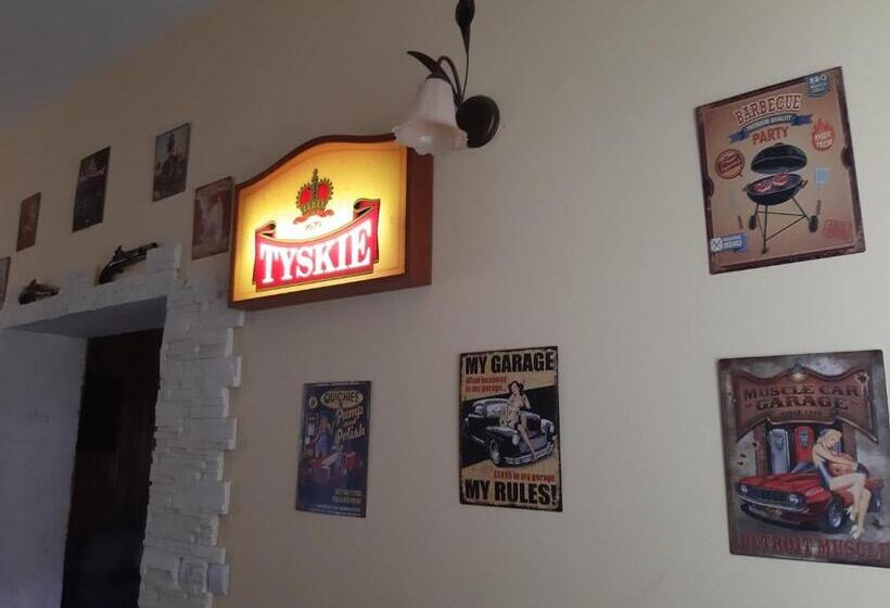 膳宿费 Zajazd Ponikiew   Noclegi Wadowice