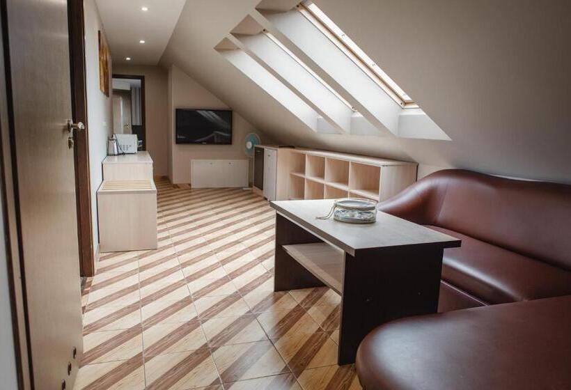 استراحتگاه Arena Slonca