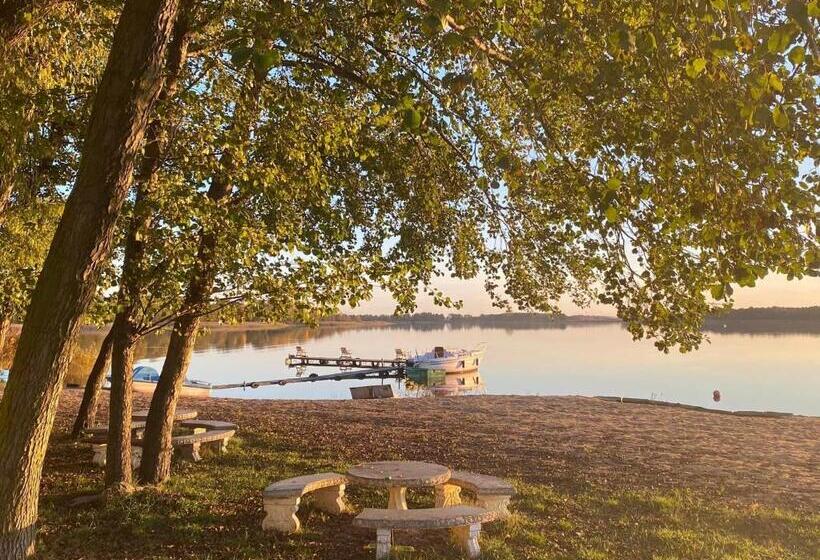 渡假胜地 Centrum Trzy Jeziora Wieleń