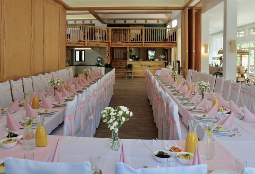 渡假胜地 Centrum Trzy Jeziora Wieleń