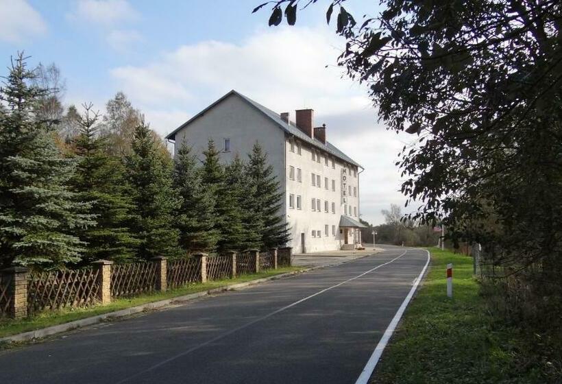 渡假胜地  Ośrodek Wypoczynkowy Hotel Korona