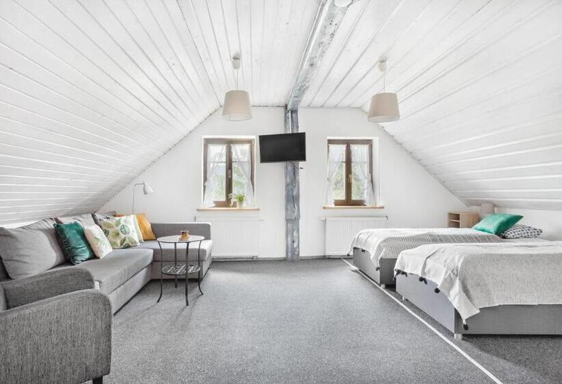 אתר נופש Osrodek Wypoczynkowy Lesniczówka & Elias Spa