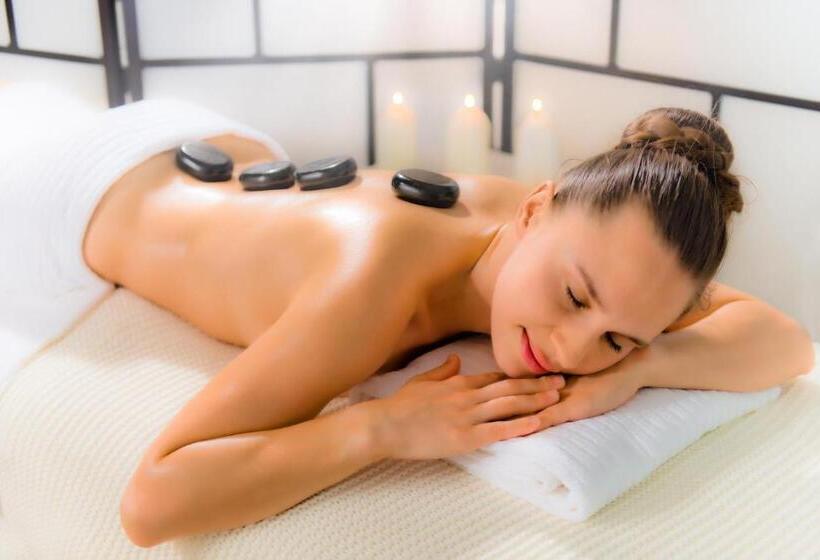 منتجع Piramida Lux