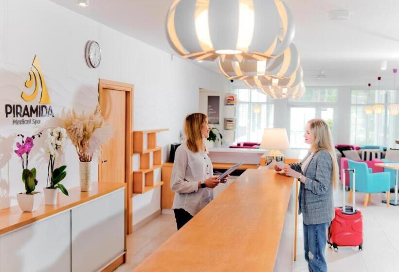 منتجع Piramida Lux