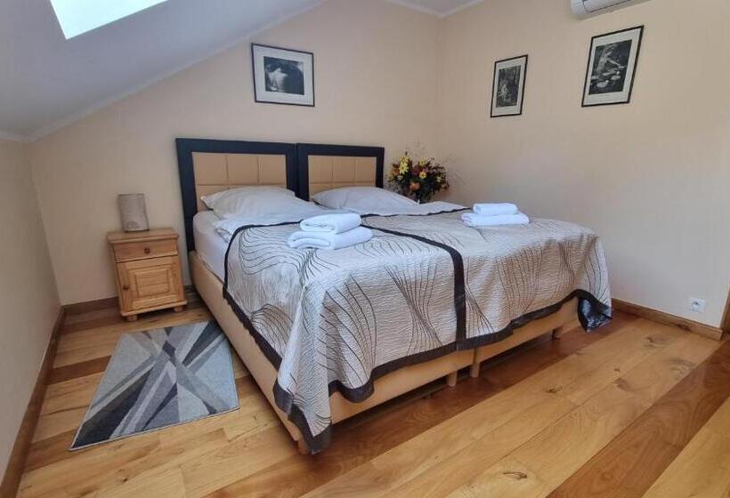 渡假胜地  Siedem Drzew