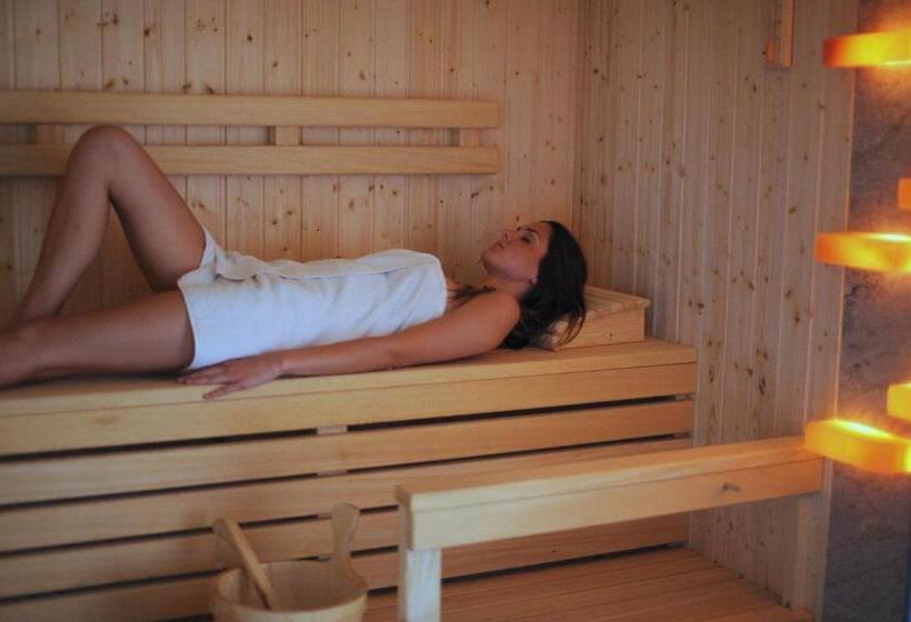 渡假胜地  Wichrowe Wzgórze Chmielno