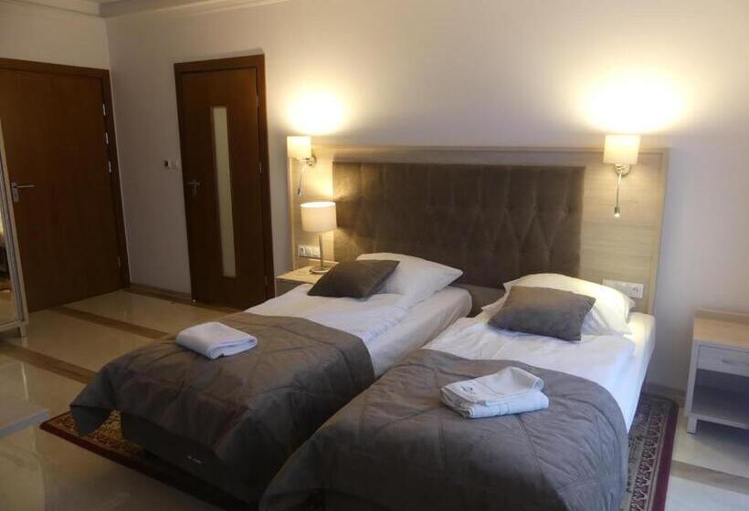 אתר נופש Wichrowe Wzgórze Chmielno