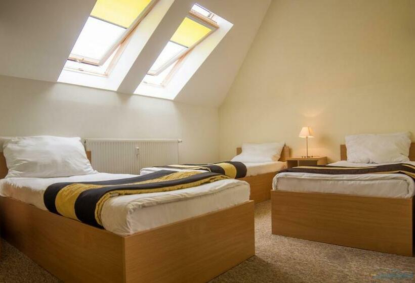 אתר נופש Wosir Szelment