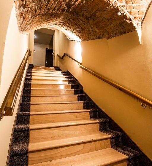 Rynek 7   Apartamenty