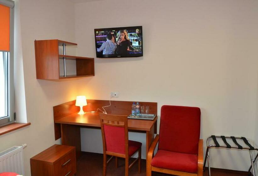 Spokój Restauracja I Motel