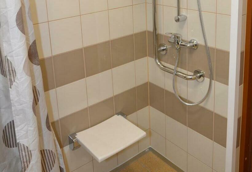 Spokój Restauracja I Motel