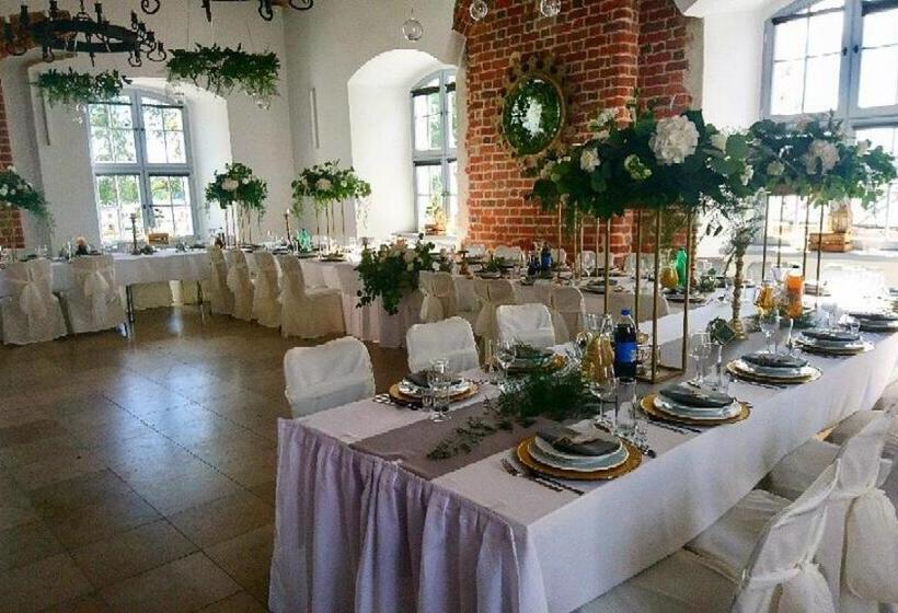 ユースホステル Centrum Konferencyjne Zamek