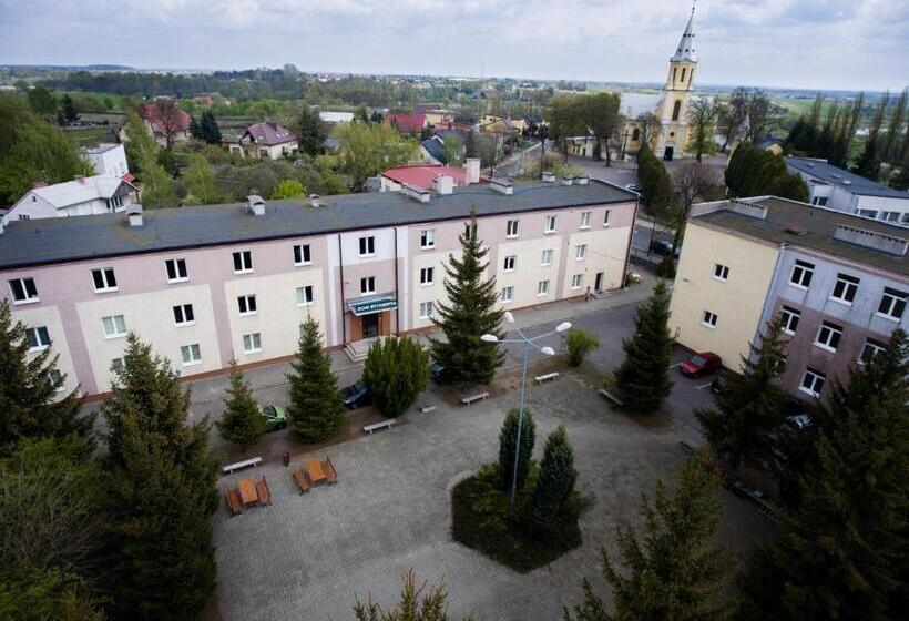 هاستل Dom Studenta Nr 1 Ans W Koninie