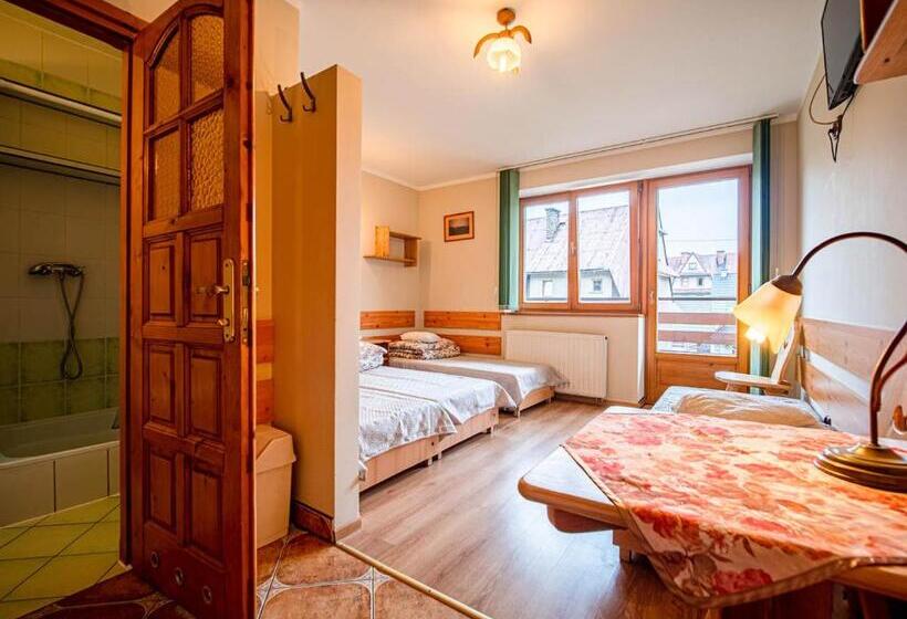 הוסטל Dom Wczasowy Stanislawa