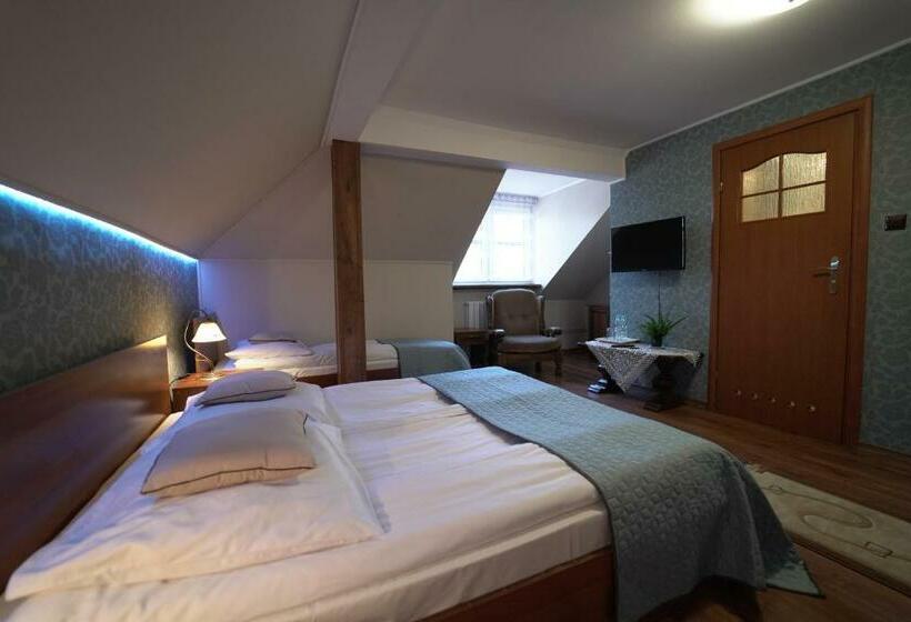 ユースホステル Dworek Biała Dama